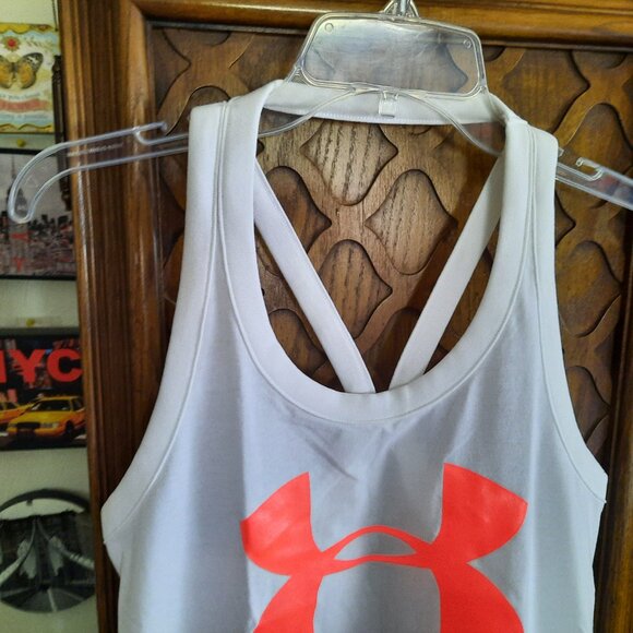 Under Armour | Women's Gel Logo Racerback Tank Top Style#1320634 - Size S - Picture 3 of 15